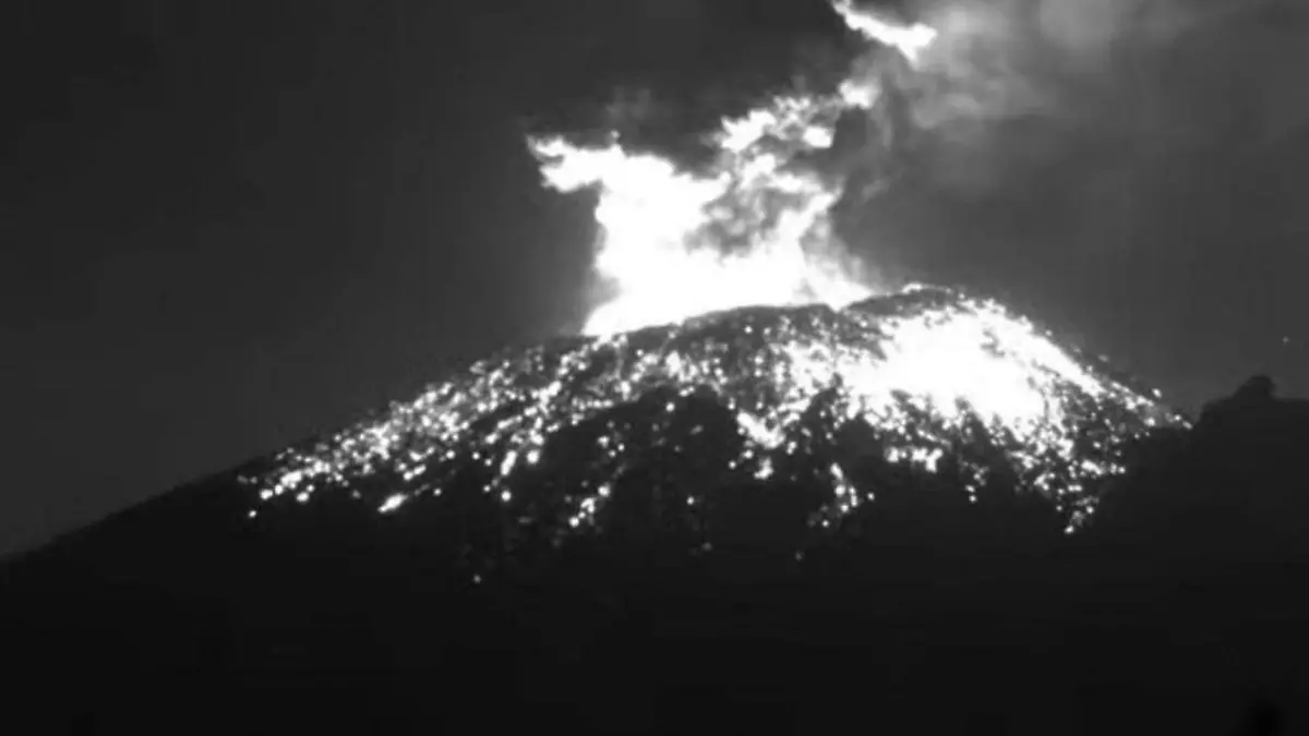 Popocatépetl presentó 5 explosiones en este jueves 4 de mayo